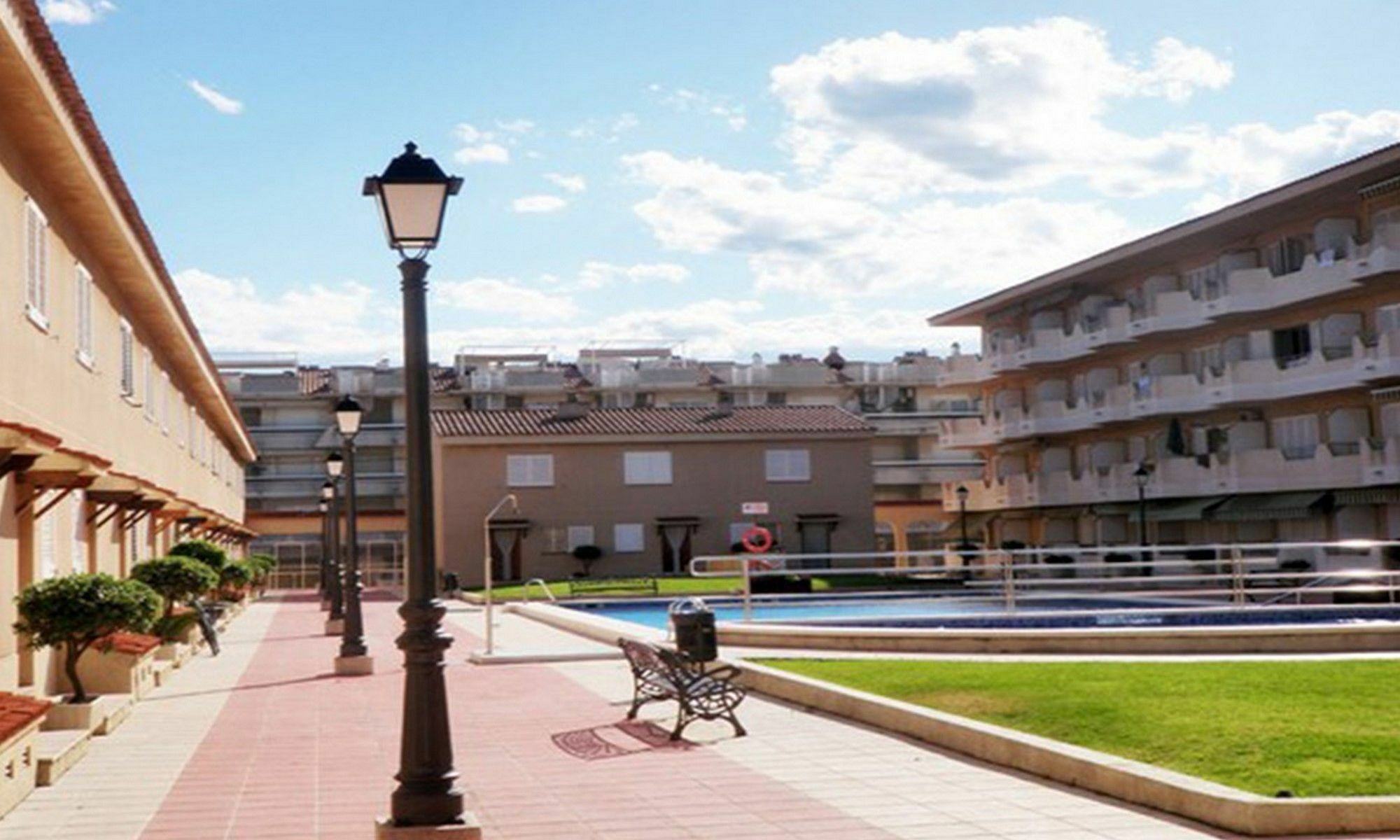 Apartsalou Cambrils Jupiter Exteriér fotografie